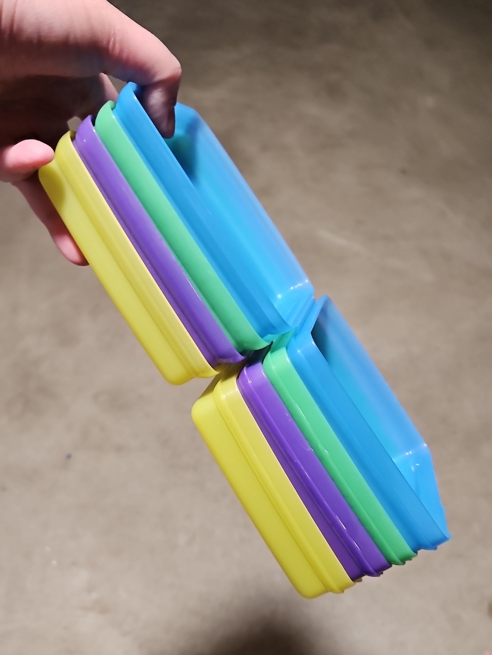 Tupperware Sandwich Holder - Set Of 4